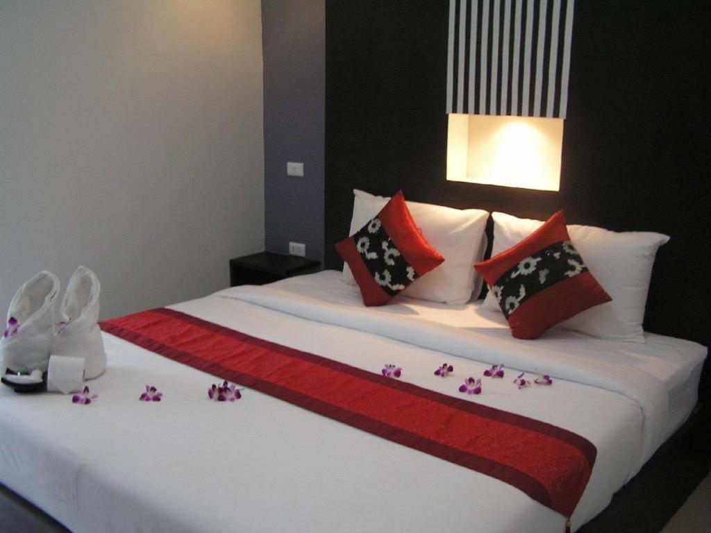 The Impress Khonkaen Hotel Хон Каен Экстерьер фото