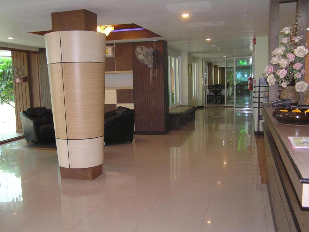 The Impress Khonkaen Hotel Хон Каен Экстерьер фото