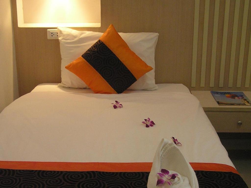 The Impress Khonkaen Hotel Хон Каен Экстерьер фото