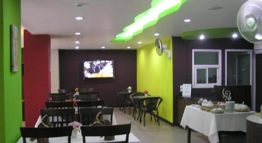 The Impress Khonkaen Hotel Хон Каен Экстерьер фото